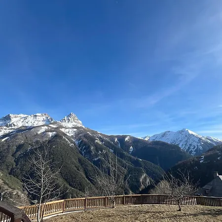L'aigle Bleu Chalé *